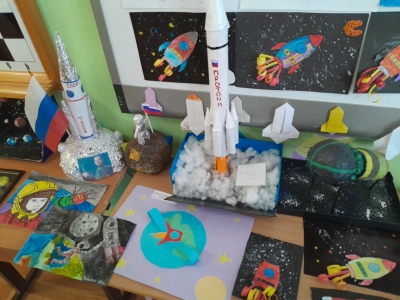 О Дне космонавтики – детям