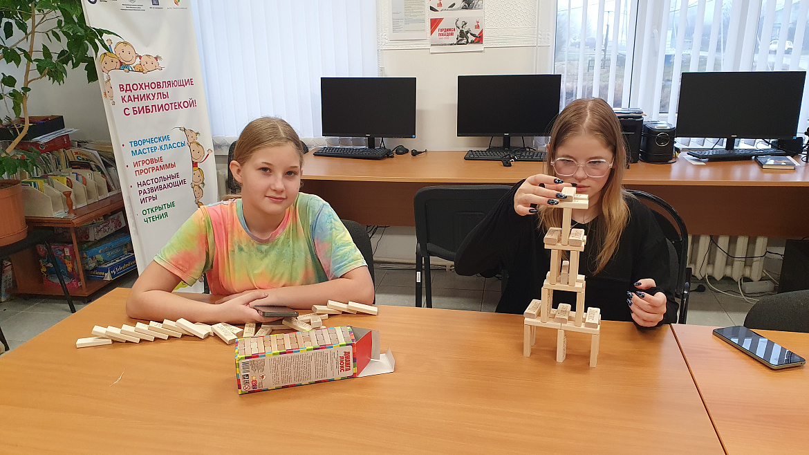 Каникулы в библиотеке п. Красноленинский