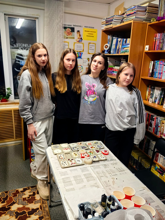 Мастер-класс ко Дню Матери в библиотеке д.Шапша